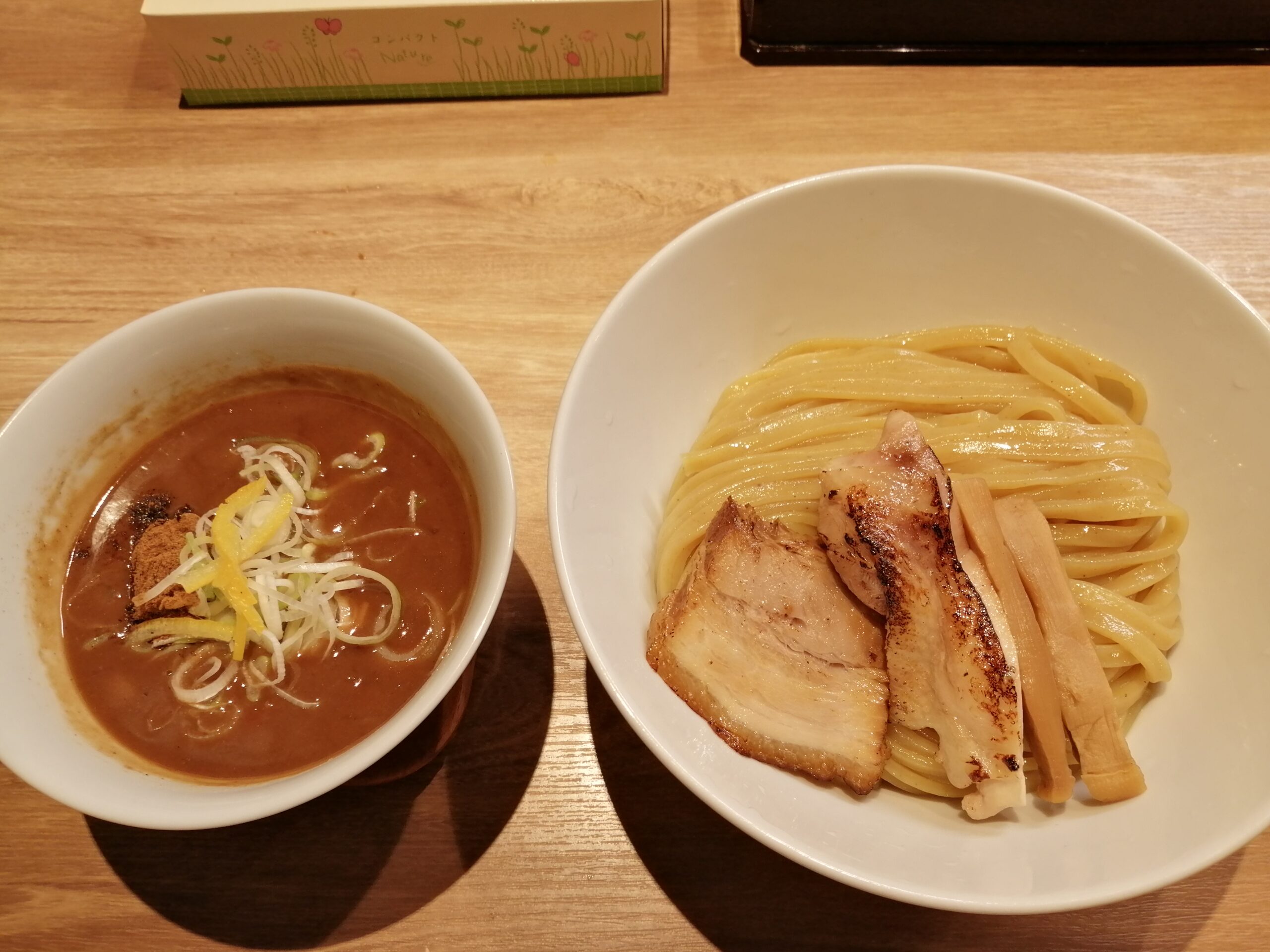 自家製麺 つきよみ (大阪・上新庄)つけ麺