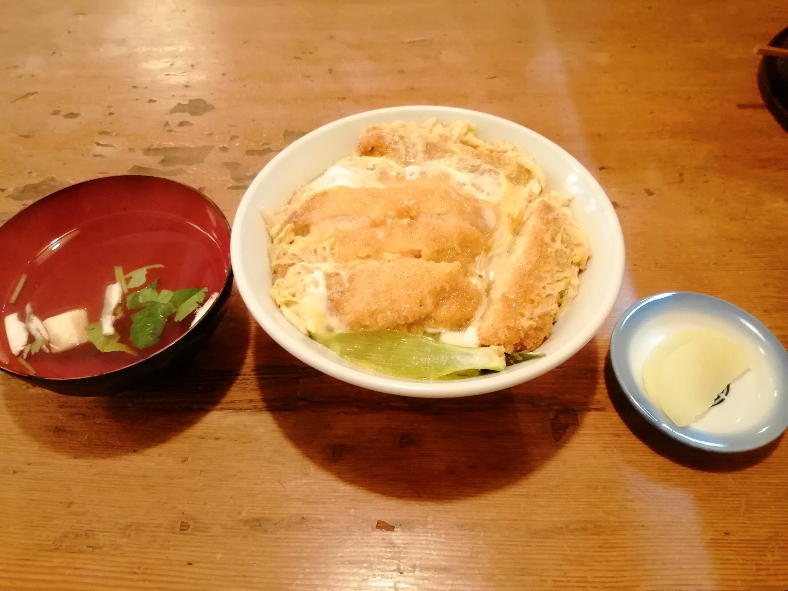 衣笠そば(大阪/西天満・なにわ橋・淀屋橋)カツ丼950円